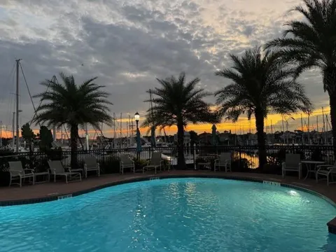 517 Mariners Drive