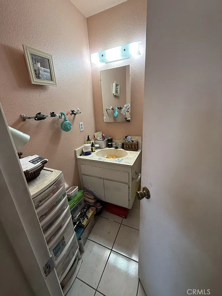 1481 Forest Glen Drive #213 Hacienda Heights, CA 91745