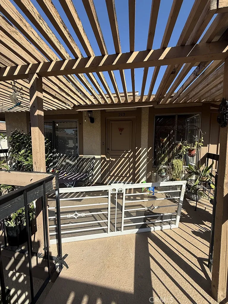 1481 Forest Glen Drive #213 Hacienda Heights, CA 91745