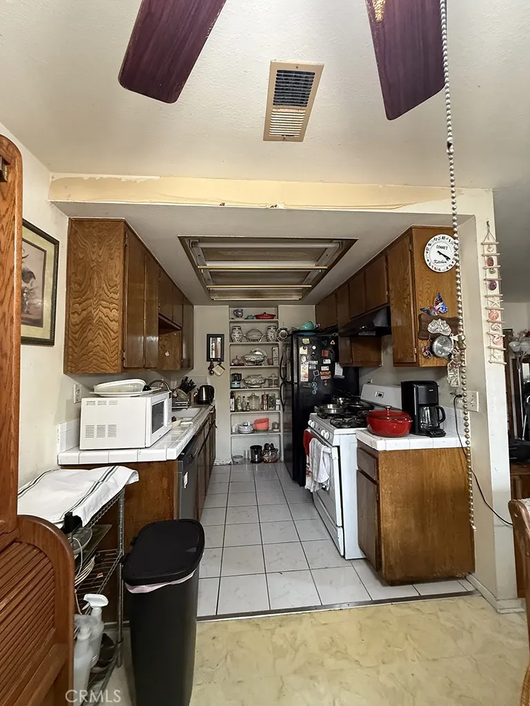 1481 Forest Glen Drive #213 Hacienda Heights, CA 91745
