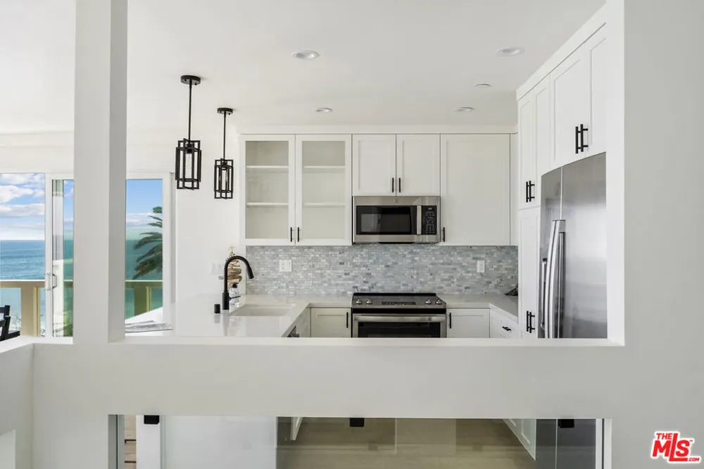 11838 Ebbtide Lane Malibu, CA 90265