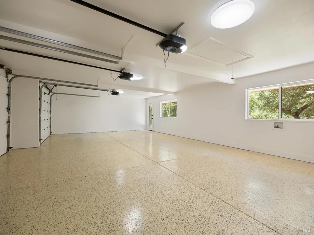9995 Courtney Drive Kenwood, CA 95452