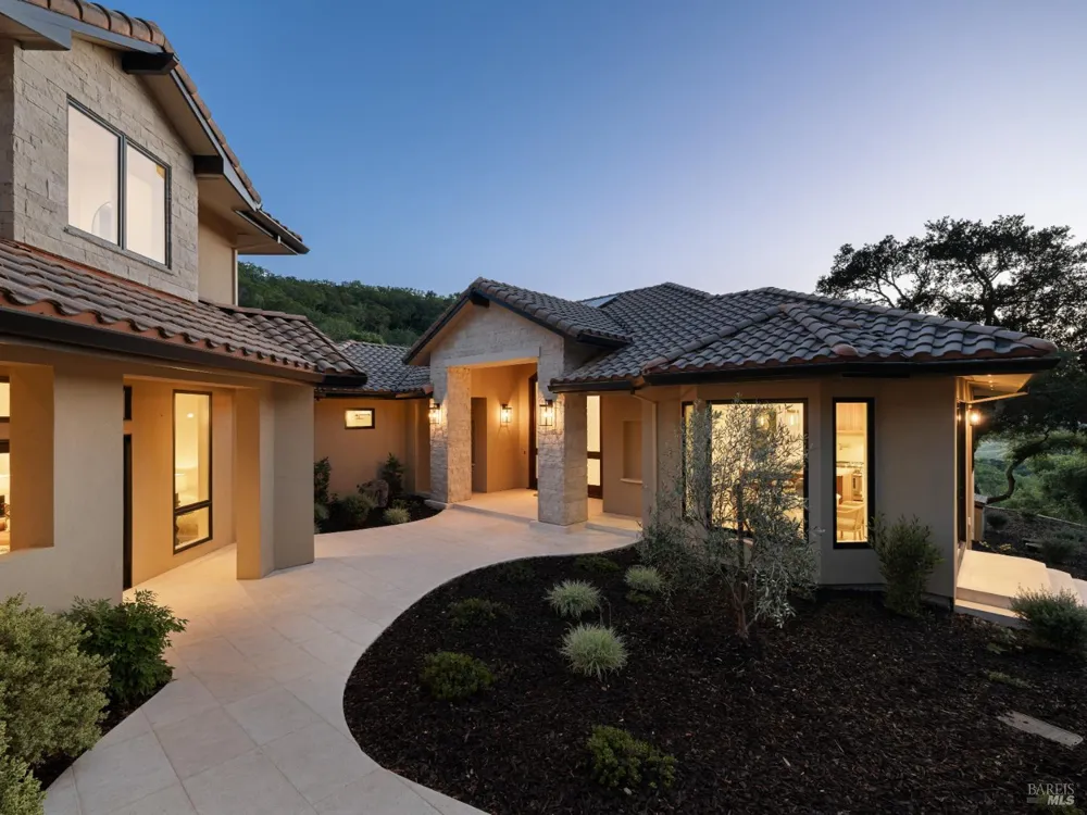 9995 Courtney Drive Kenwood, CA 95452