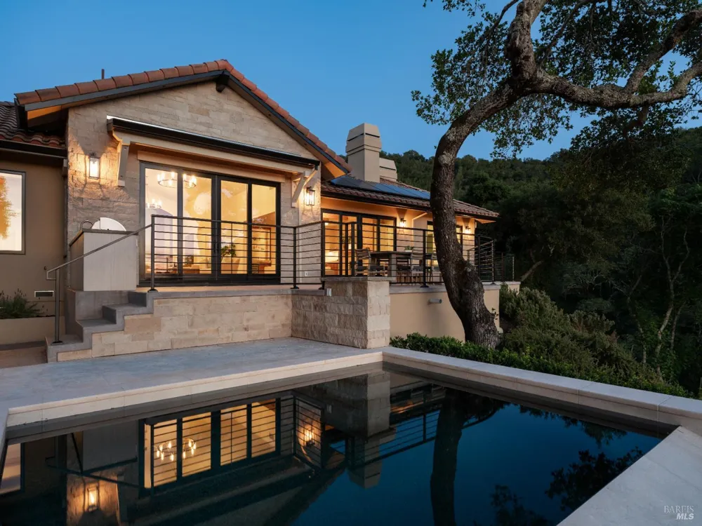 9995 Courtney Drive Kenwood, CA 95452