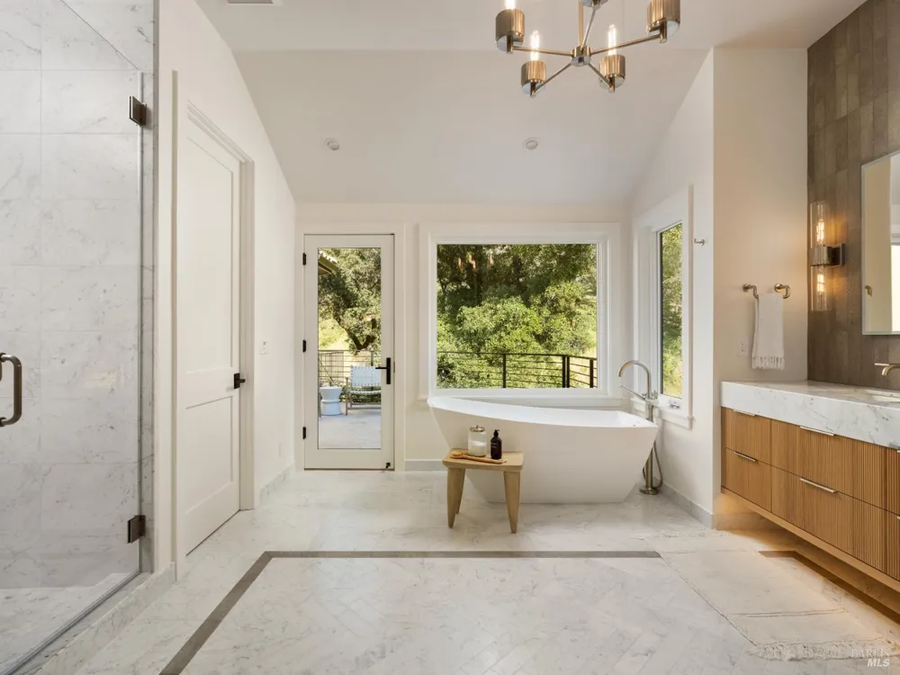 9995 Courtney Drive Kenwood, CA 95452