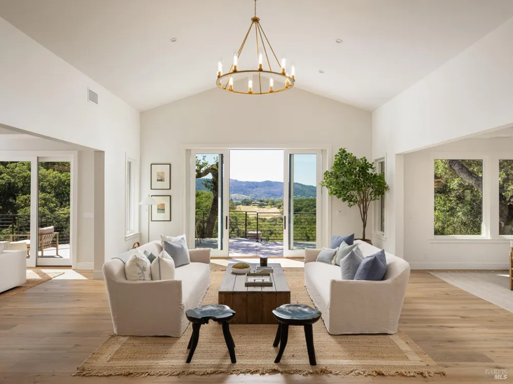 9995 Courtney Drive Kenwood, CA 95452