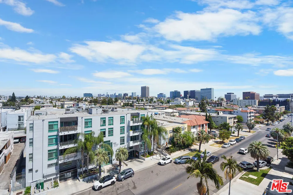321 S Oxford Avenue #606 Los Angeles, CA 90020
