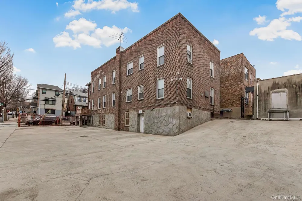 210 W 179th Street Bronx, NY 10453