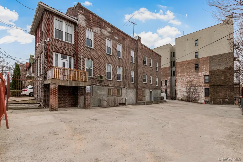 210 W 179th Street Bronx, NY 10453