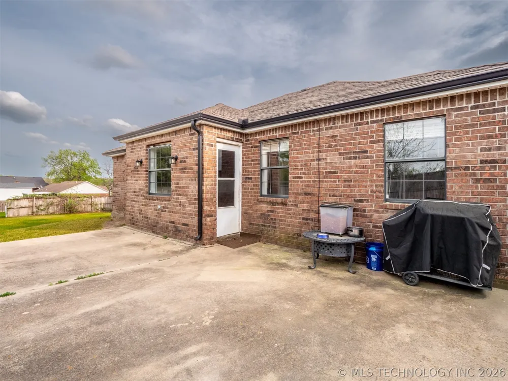 909 Fireside Estate McAlester, OK 74501