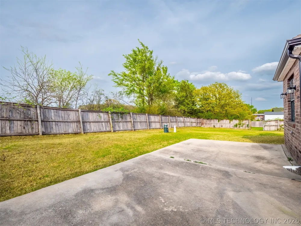 909 Fireside Estate McAlester, OK 74501
