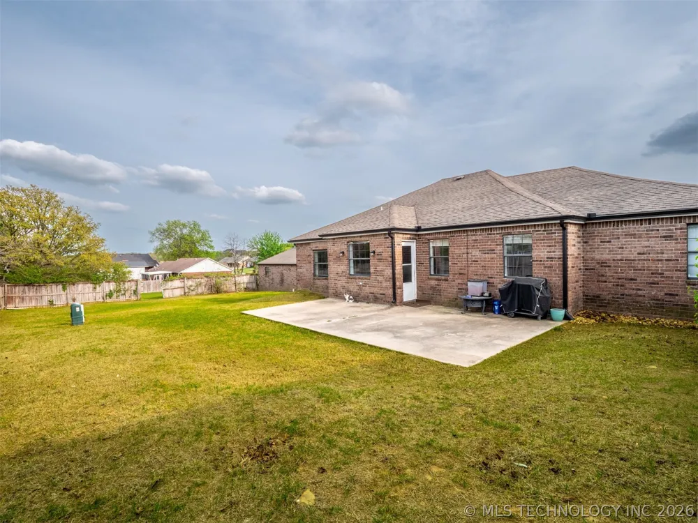 909 Fireside Estate McAlester, OK 74501