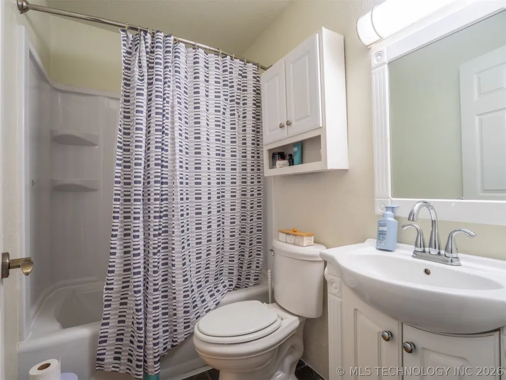909 Fireside Estate McAlester, OK 74501