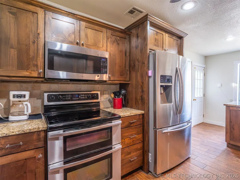 909 Fireside Estate McAlester, OK 74501