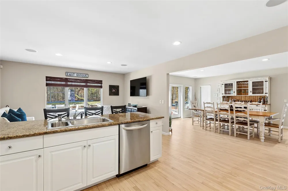 4 Polo Grounds Lane East Quogue, NY 11942