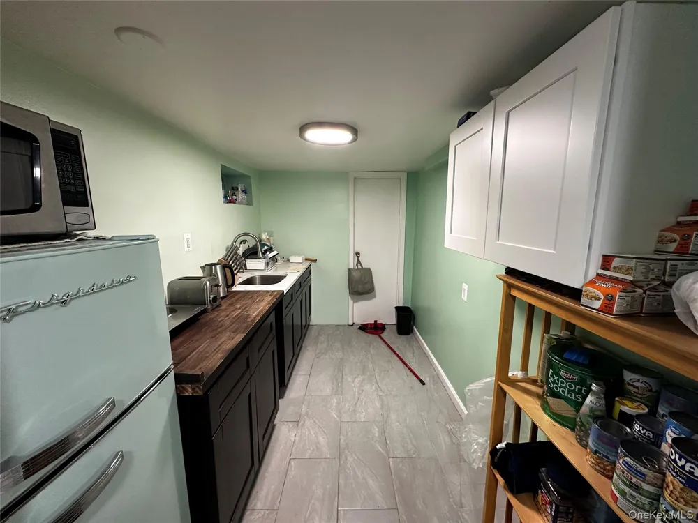 24116 148th Road Rosedale, NY 11422