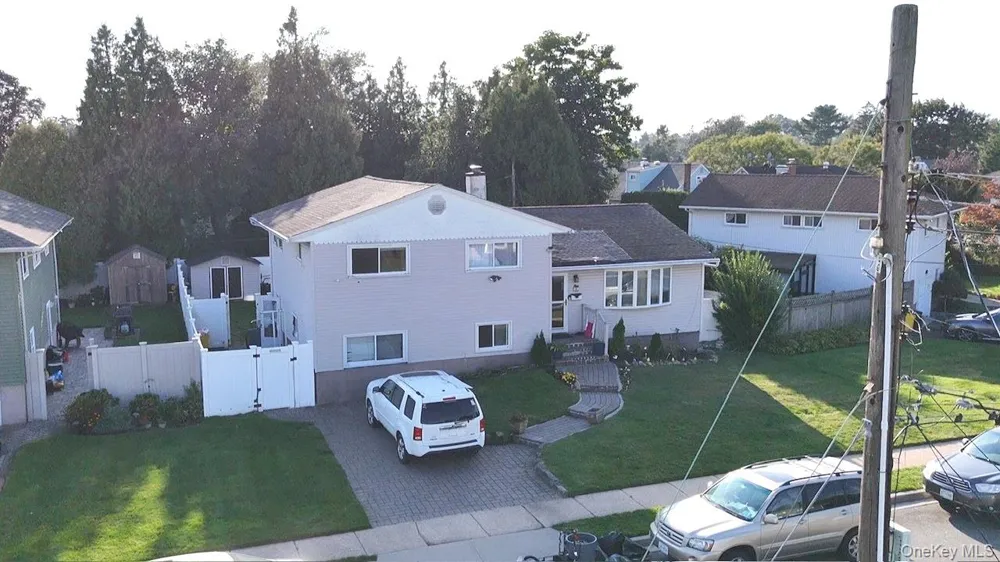 58 Narcissus Avenue Hicksville, NY 11801