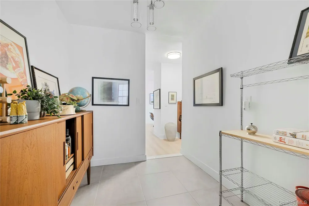 1100 Grand Concourse #4B Bronx, NY 10456