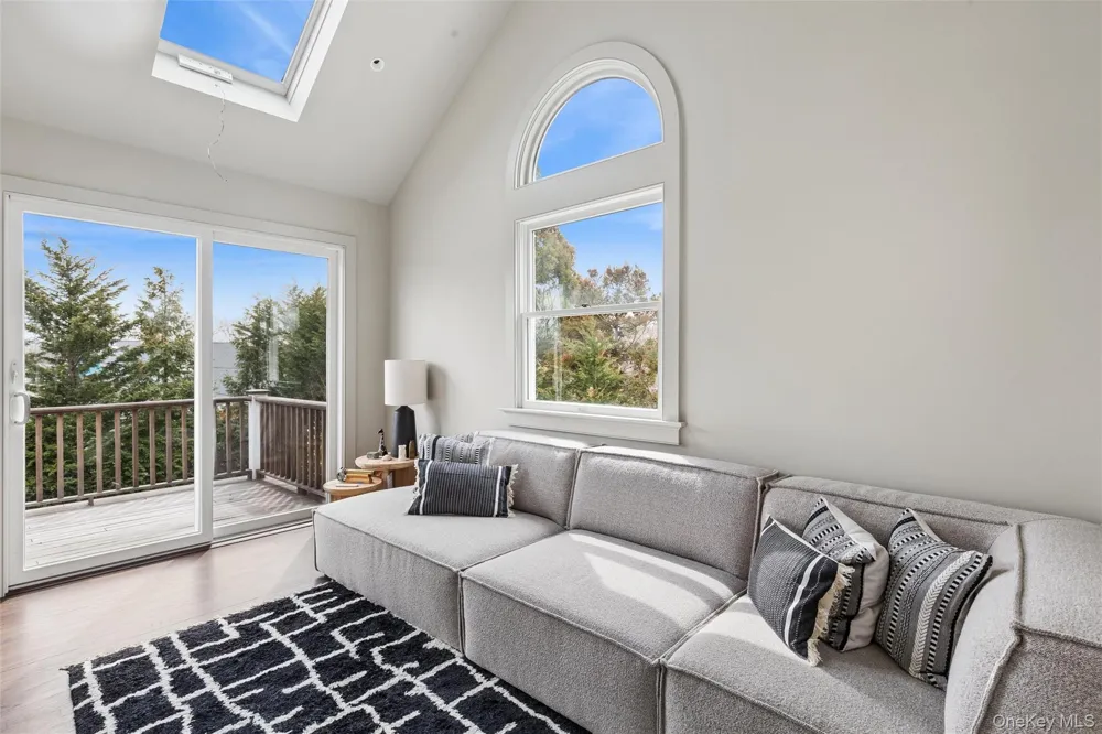 4 Glynn Drive Shelter Island, NY 11964
