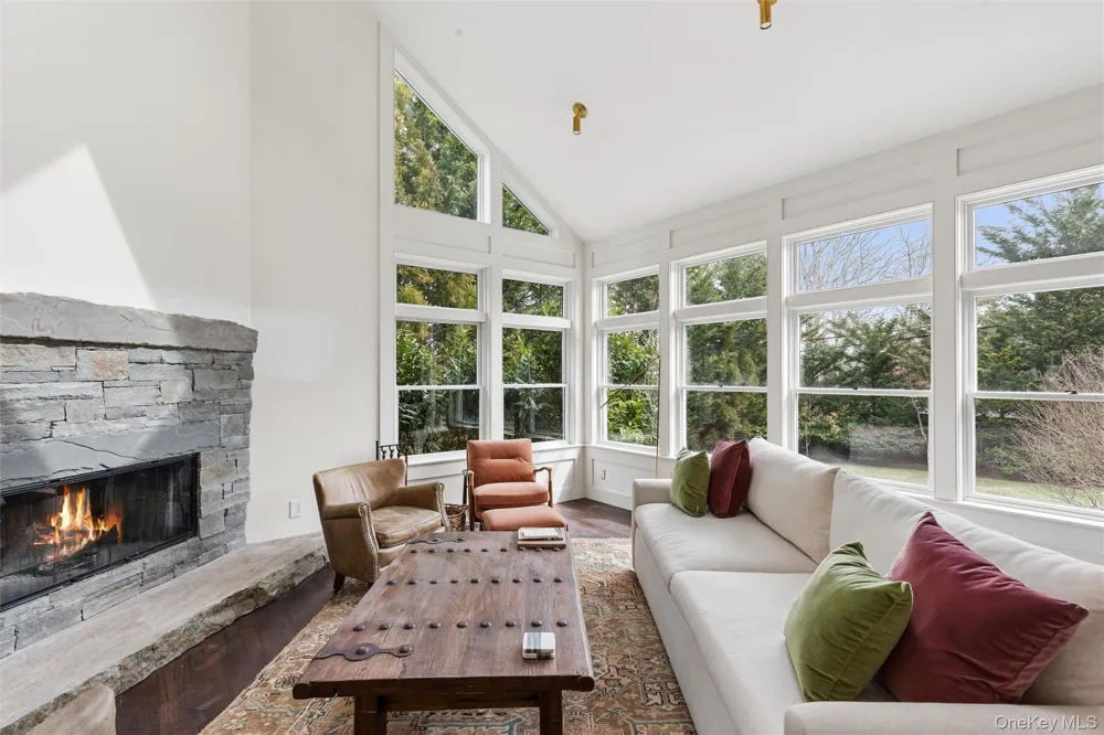 4 Glynn Drive Shelter Island, NY 11964