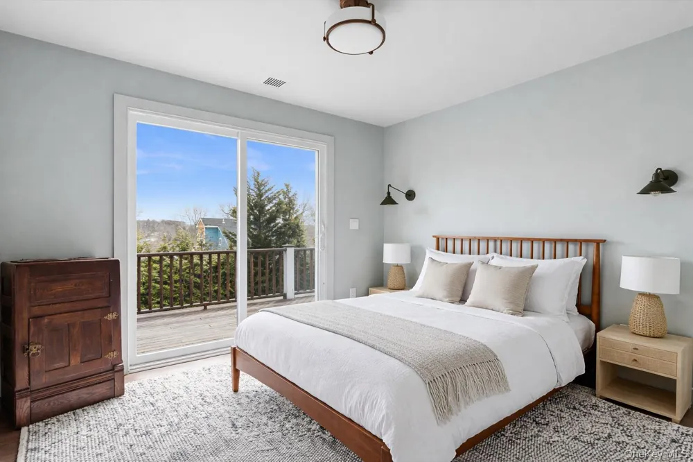 4 Glynn Drive Shelter Island, NY 11964
