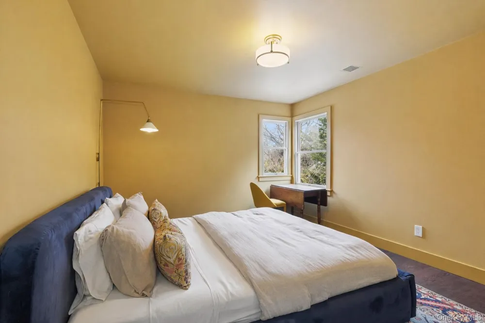 4 Glynn Drive Shelter Island, NY 11964