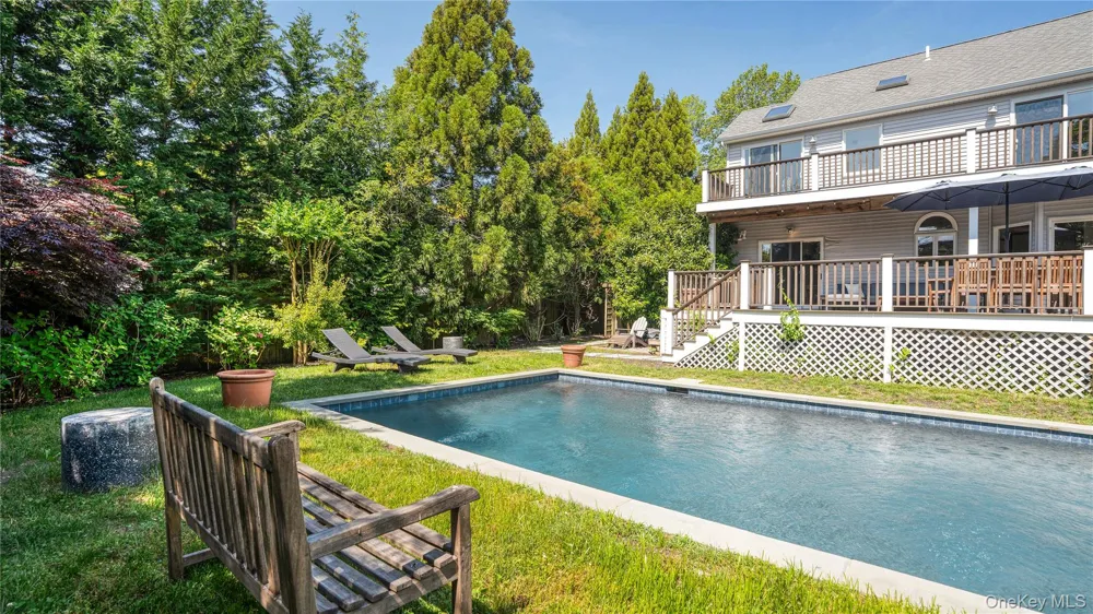 4 Glynn Drive Shelter Island, NY 11964