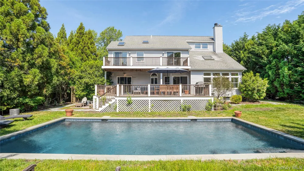 4 Glynn Drive Shelter Island, NY 11964