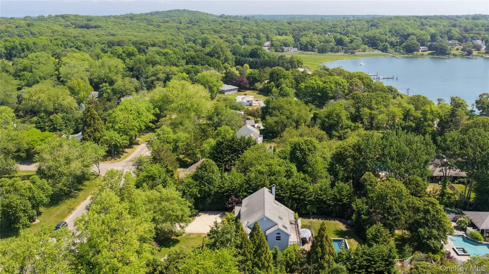 4 Glynn Drive Shelter Island, NY 11964