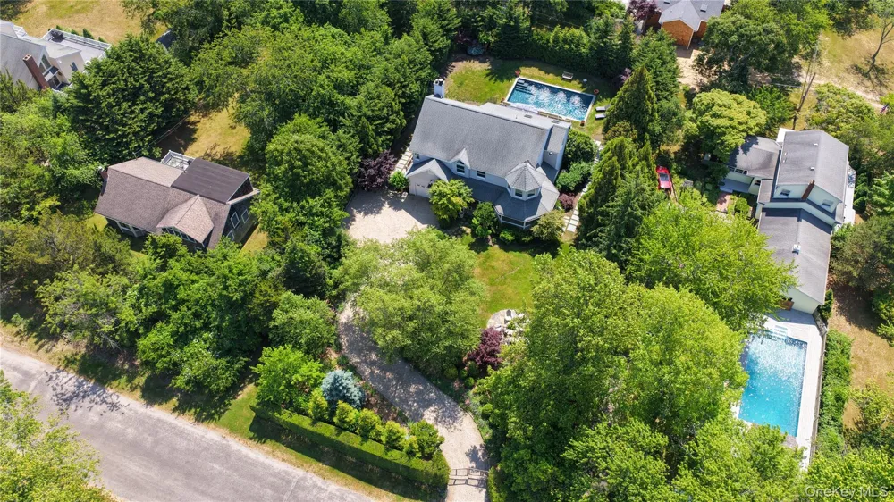 4 Glynn Drive Shelter Island, NY 11964