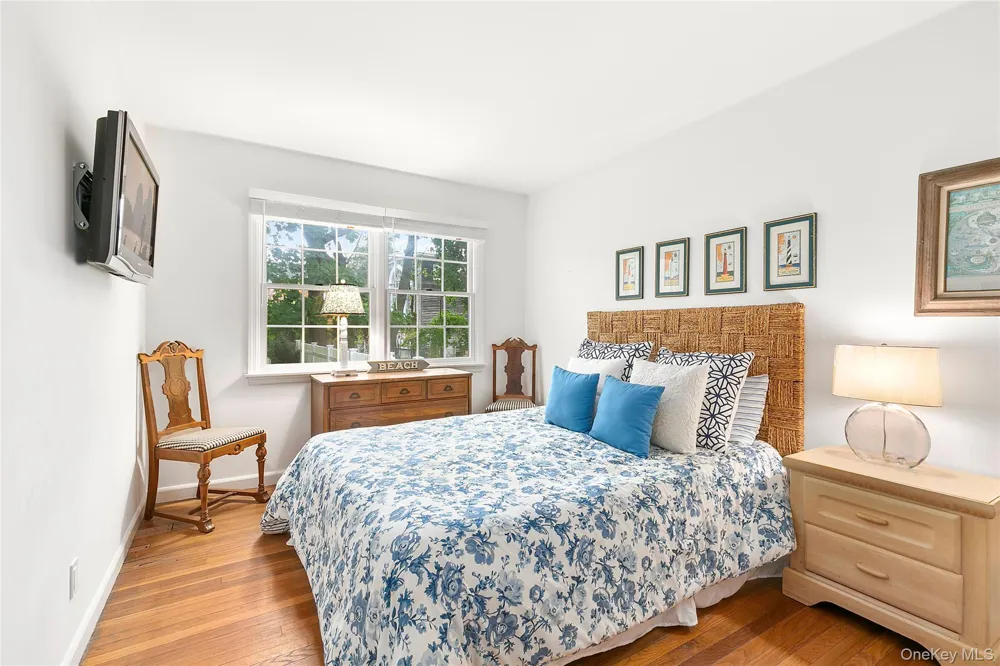 669 Hill Street Southampton, NY 11968