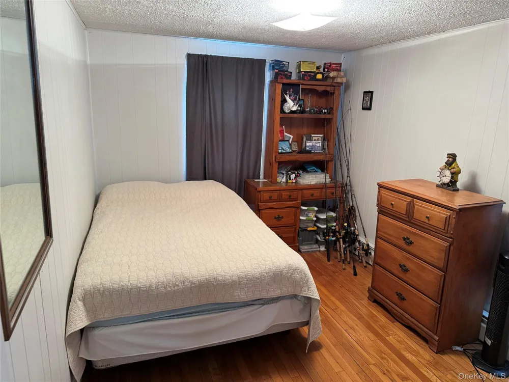44 Cedar Drive Miller Place, NY 11764