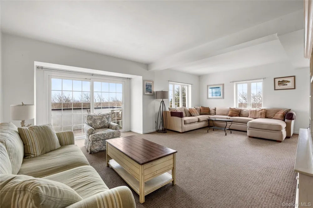 236 Edgemere Street #314 Montauk, NY 11954