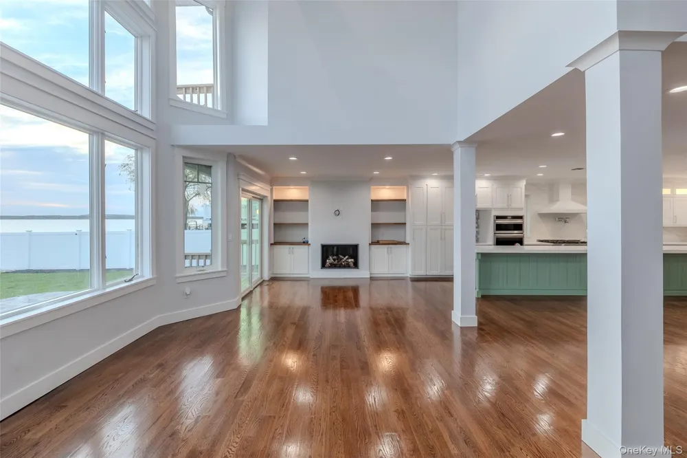 72 Grandview Drive Shirley, NY 11967