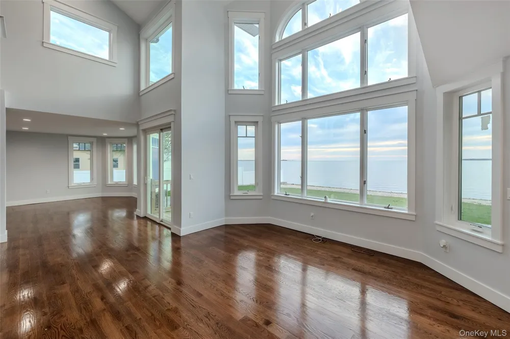 72 Grandview Drive Shirley, NY 11967