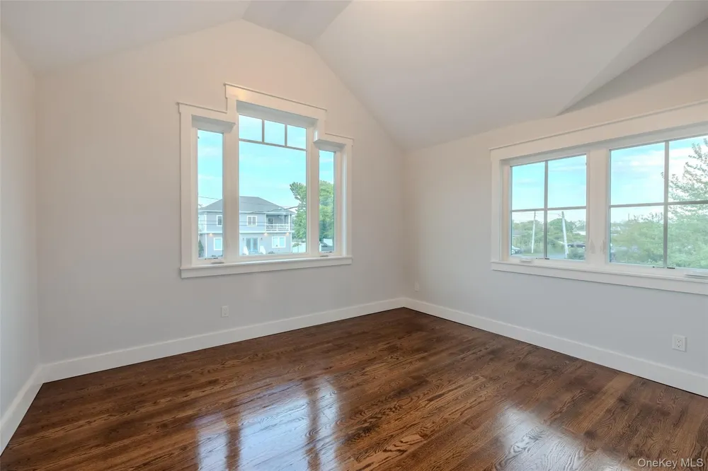 72 Grandview Drive Shirley, NY 11967