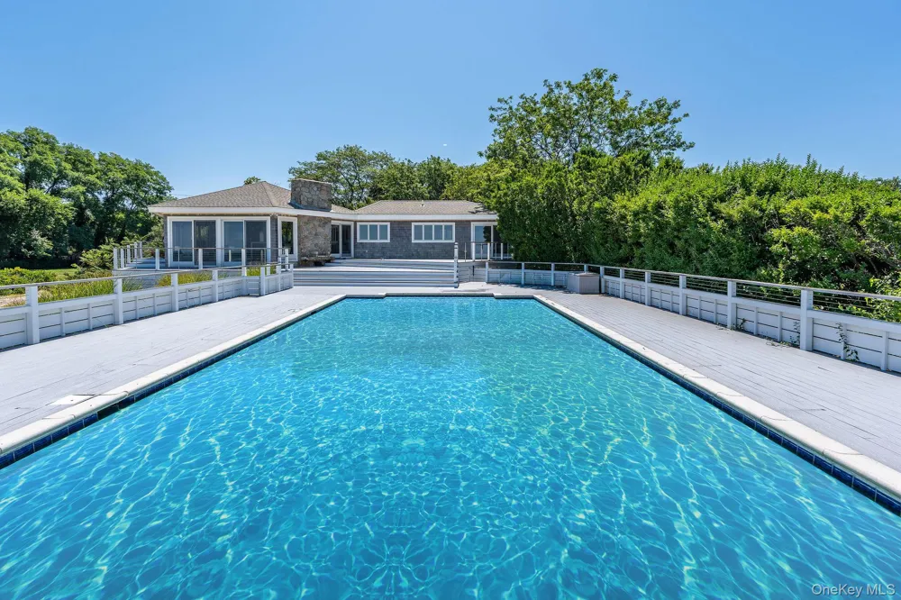 56765 Route 48 Greenport, NY 11944