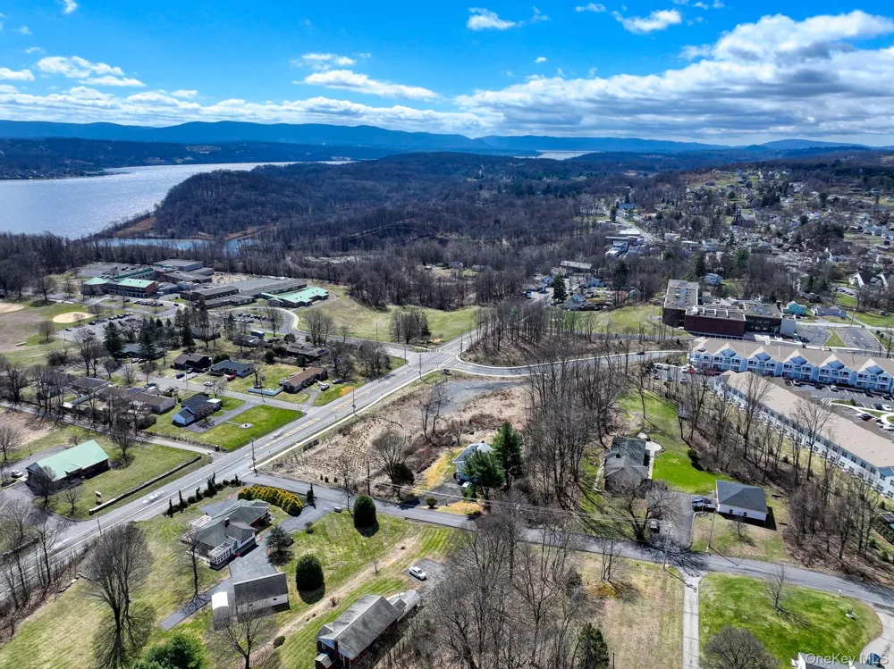 Route 9W Marlboro, NY 12542
