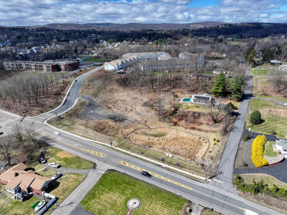Route 9W Marlboro, NY 12542