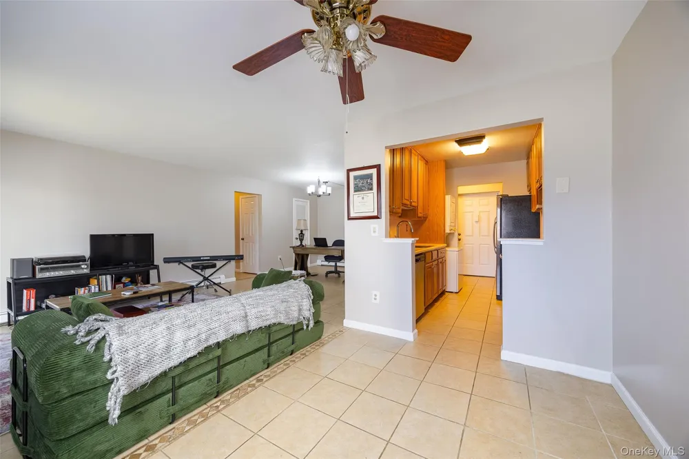 10 Skyline Drive #10 Fishkill, NY 12524