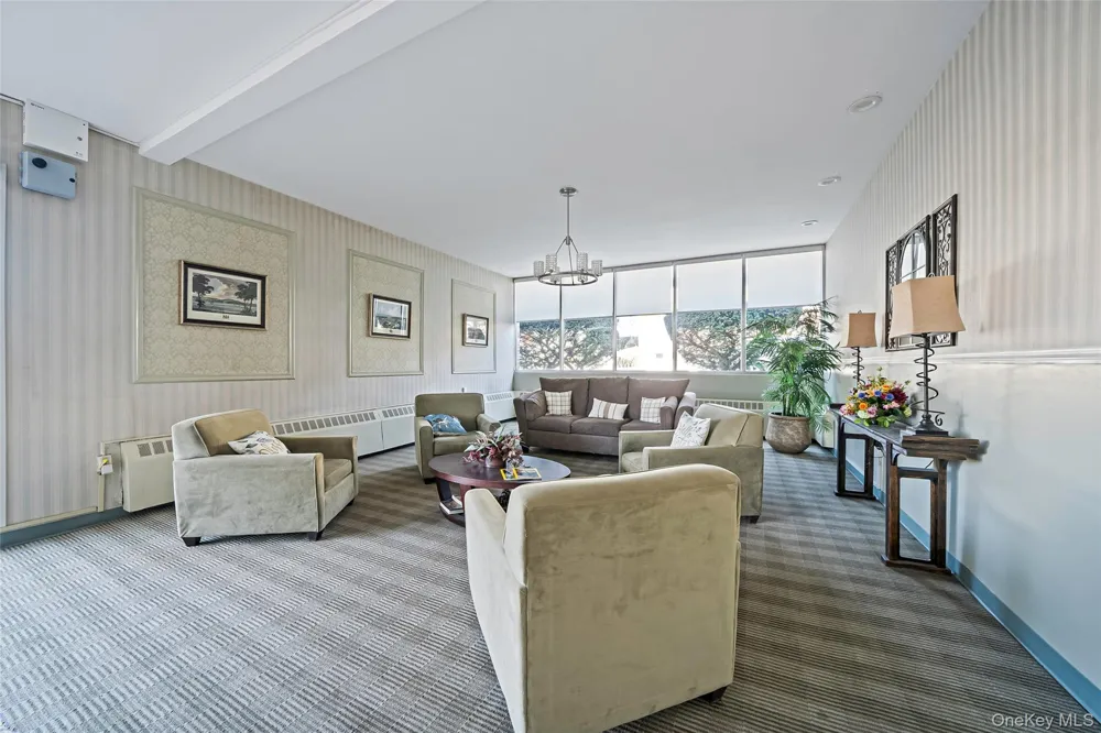 60 Hempstead Avenue #1O Lynbrook, NY 11563