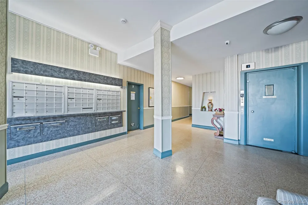 60 Hempstead Avenue #1O Lynbrook, NY 11563