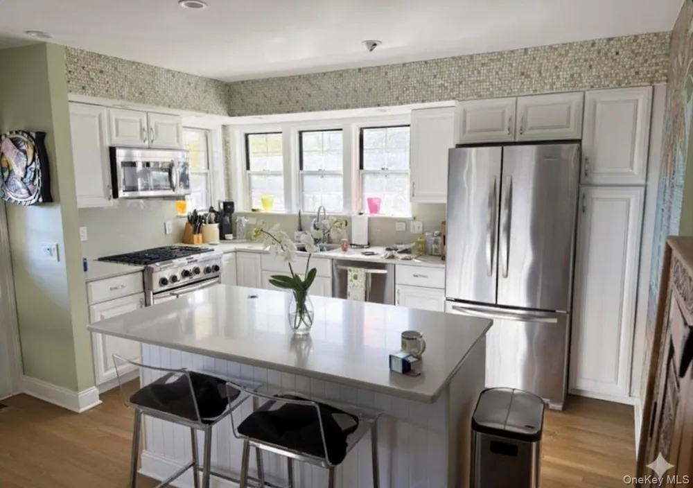 9 Old Mill Lane Remsenburg, NY 11960