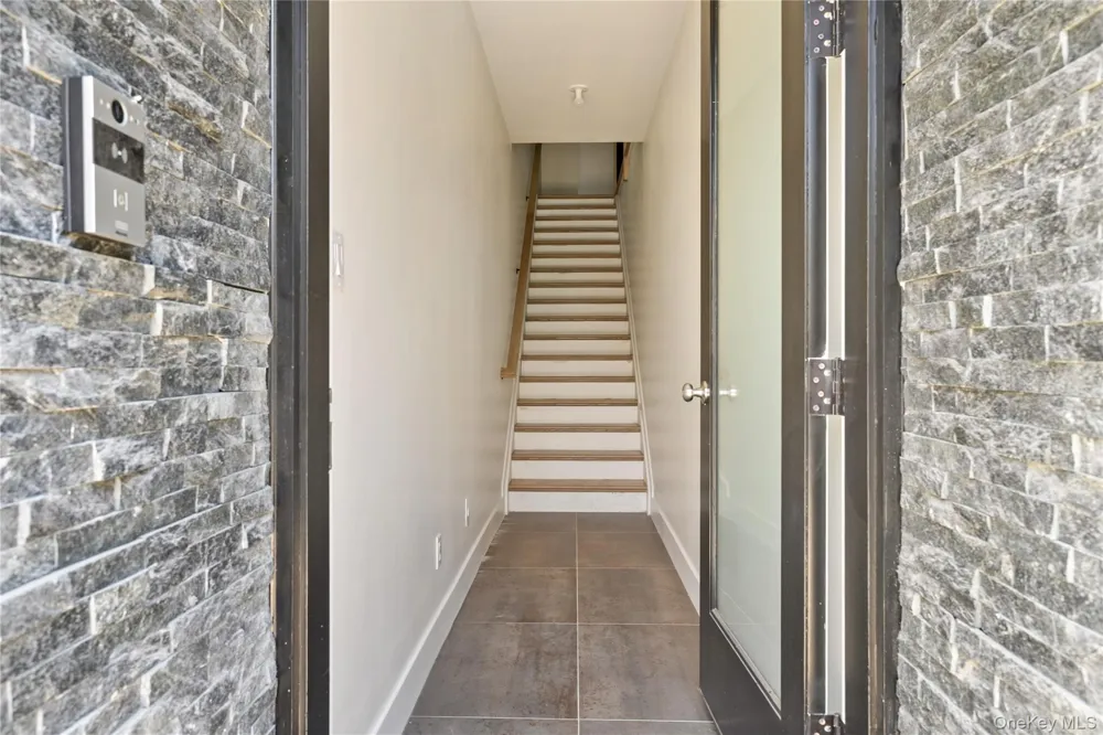 3 Valley Way #321 Spring Valley, NY 10977