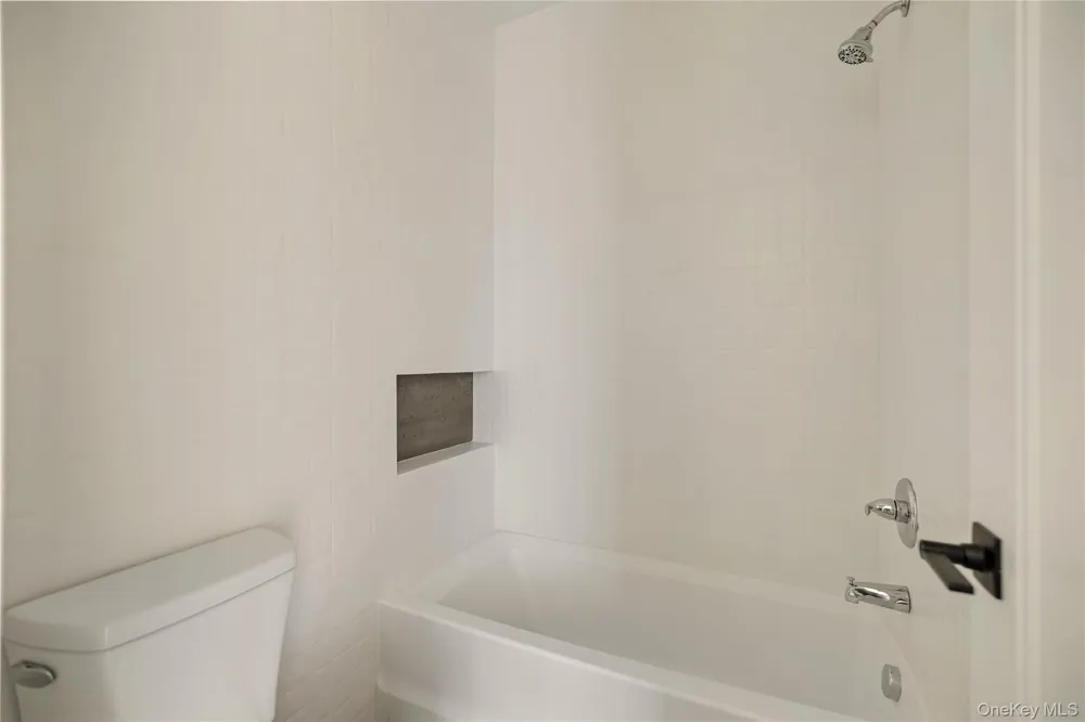 3 Valley Way #321 Spring Valley, NY 10977