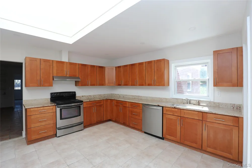 14311 9W Call Listing Agent, NY 12124