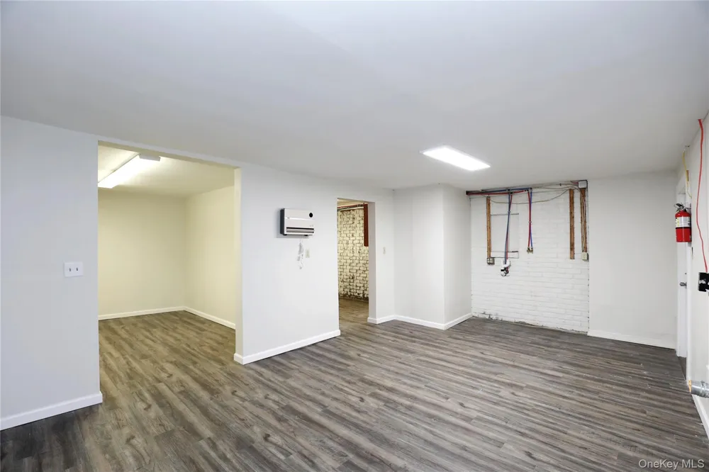 14311 9W Call Listing Agent, NY 12124