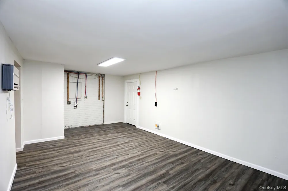 14311 9W Call Listing Agent, NY 12124