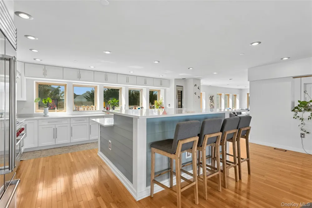 416 W Bay Drive Long Beach, NY 11561