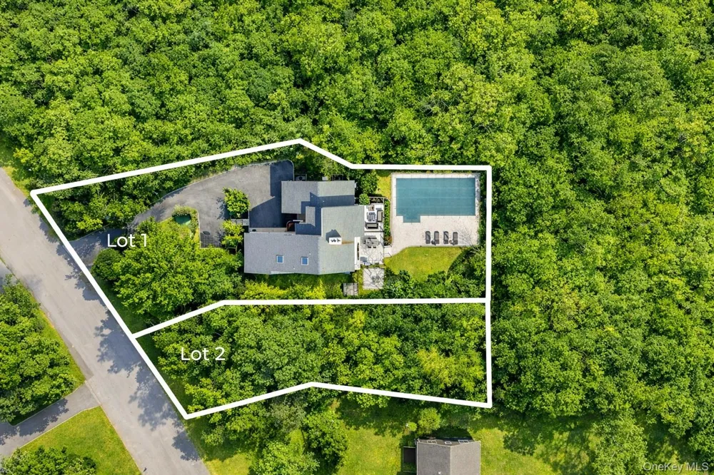 875 & 785 The Strand East Marion, NY 11939